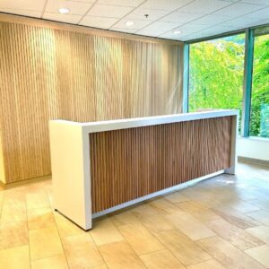 U-Shape Aquamarine Ultra Reception Desk White